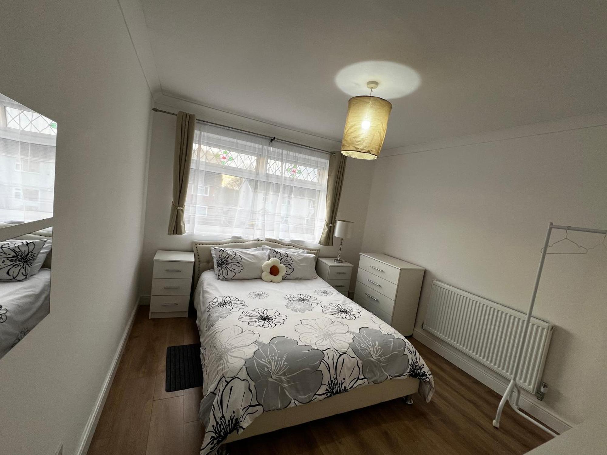 Springfield House- Near Newcastle Centre, Hospital And Keele University! Stoke-on-Trent エクステリア 写真